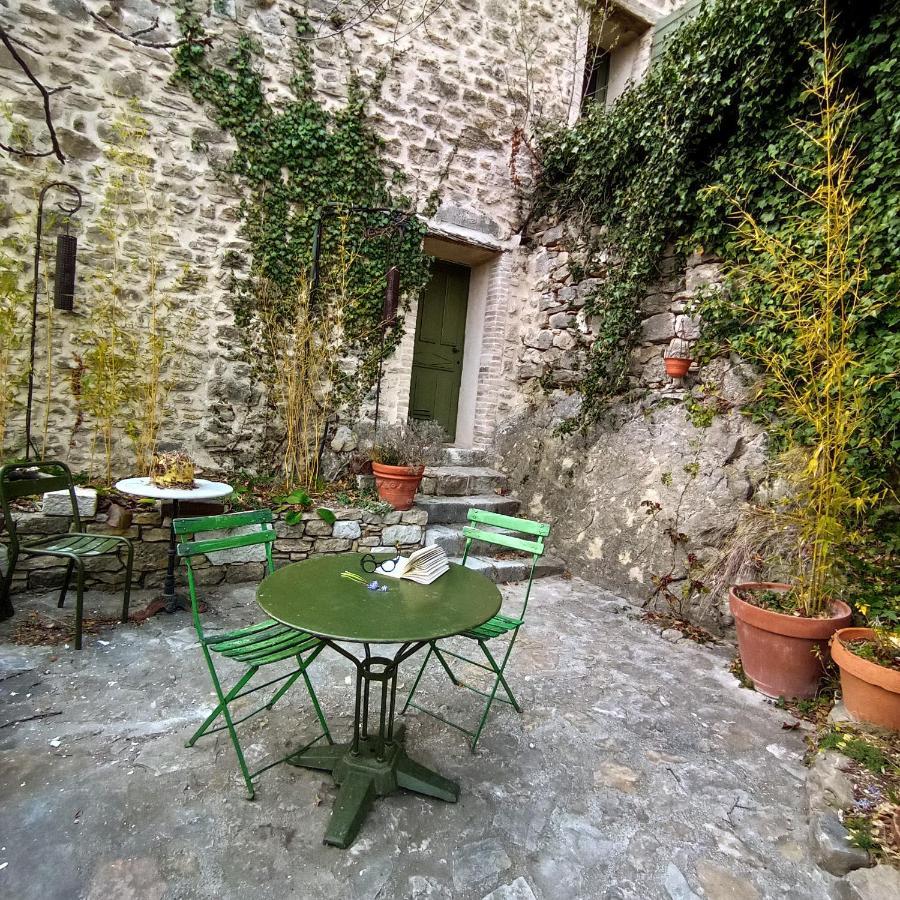 Bed and Breakfast La Fontaine Bargème Zewnętrze zdjęcie