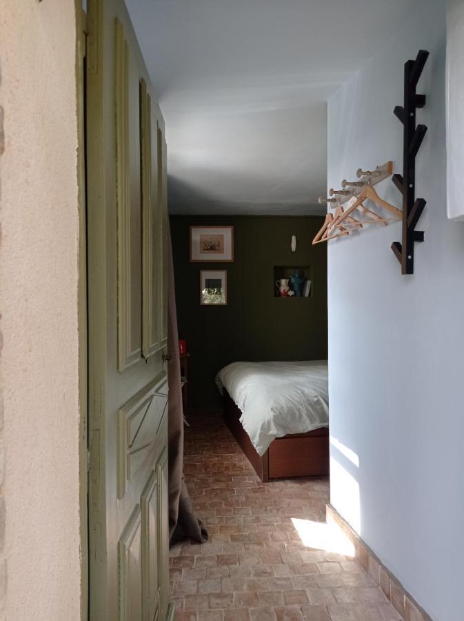 Bed and Breakfast La Fontaine Bargème Pokój zdjęcie