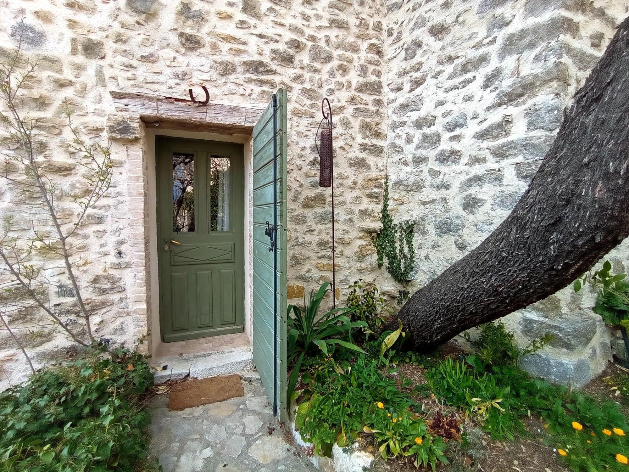 Bed and Breakfast La Fontaine Bargème Pokój zdjęcie